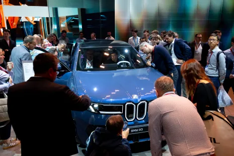 Az igazán olcsó autók ötlete, a legfontosabb Mercedes és BMW, plusz egy hibrid Porsche
